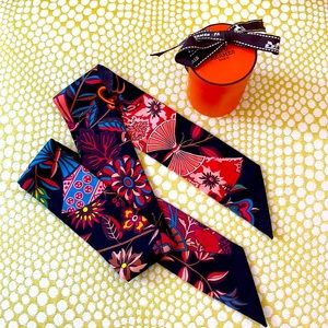 Hermès NWOT neck scarf